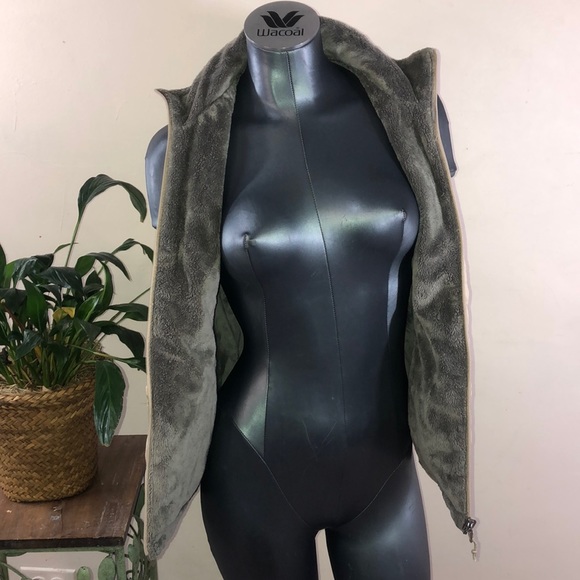 EUC FREE COUNTRY zip up quilted with pockets - Picture 6 of 8